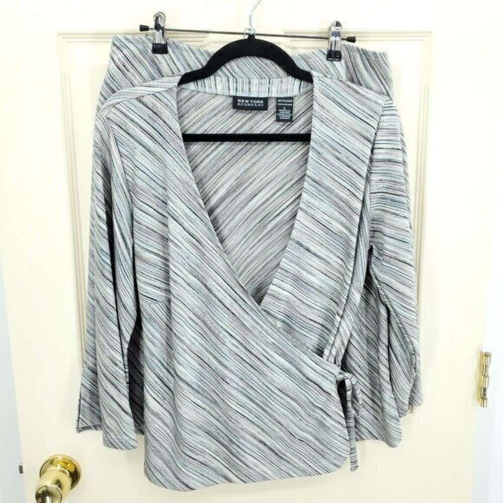 VTG 2000s New York & Company Matching Set Stretchy Skirt/Wrap Top M/L Multi